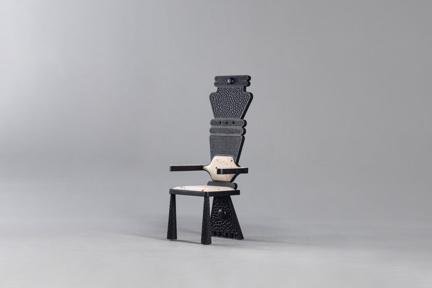 Totemic Chair 02