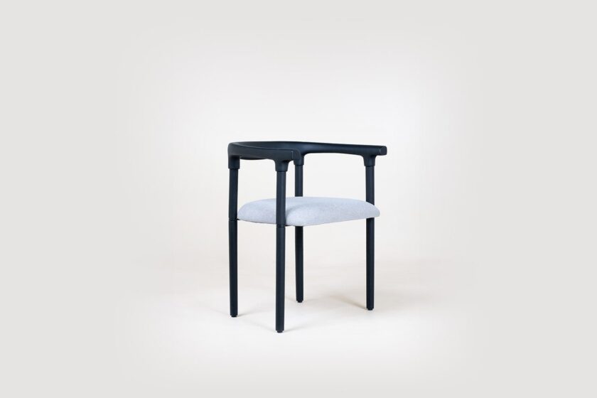 Olly Chair Wriver