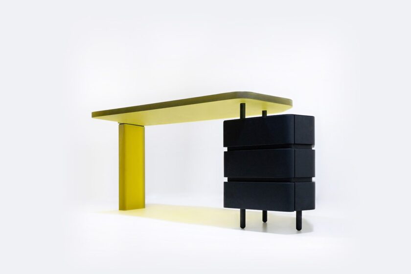 Trace Study Desk Wriver