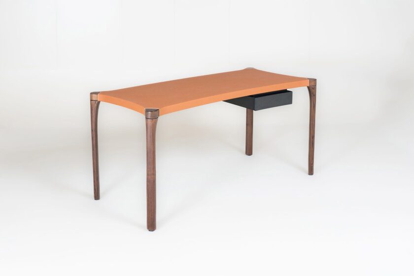 Vincent Study Desk Wriver